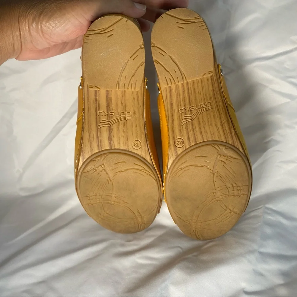 Dansko 3625461500 Womens Yellow Mango Leather Madalyn Slingback Sandals Size 39 - Picture 10 of 12